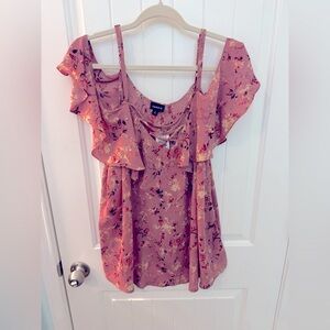 Floral strappy cold shoulder blouse NWT